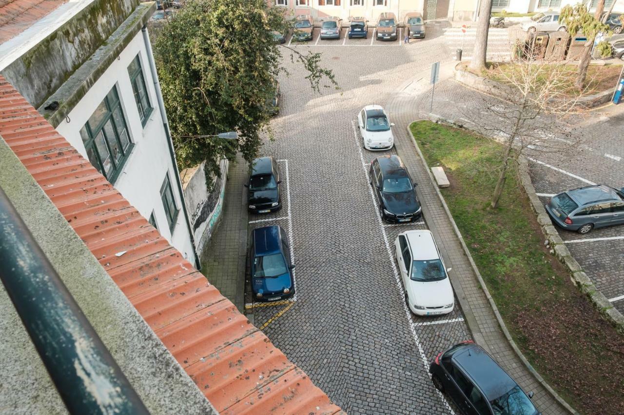 Apartment With Balcony In The Square Porto Kültér fotó