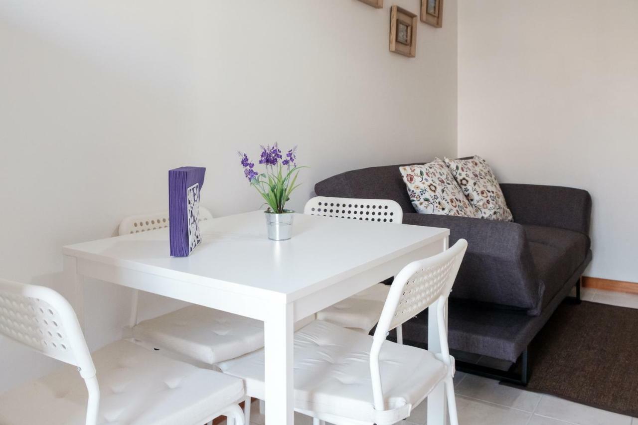 Apartment With Balcony In The Square Porto Kültér fotó
