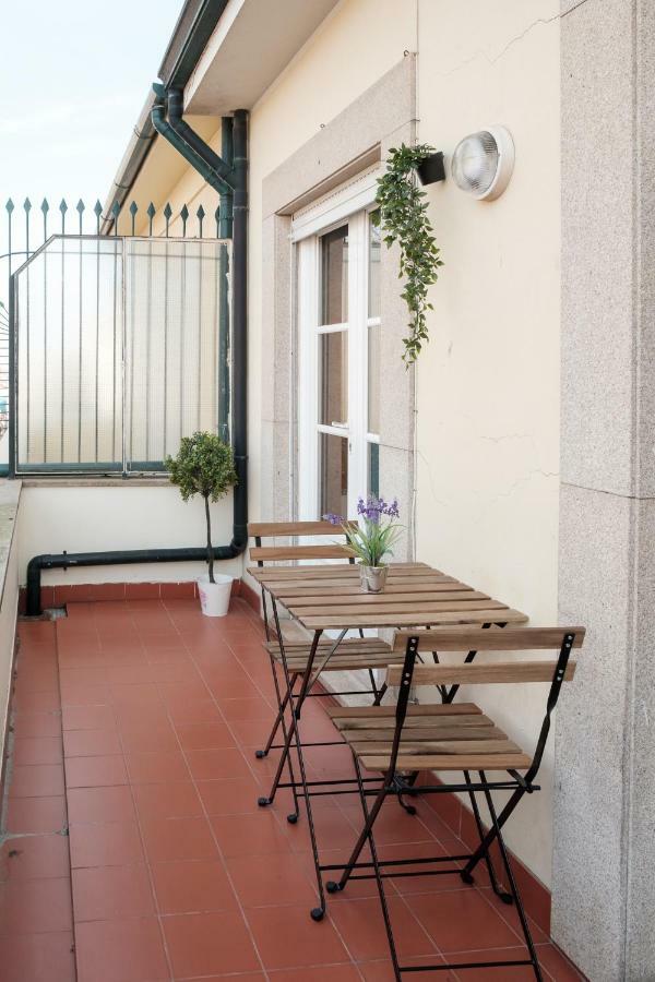 Apartment With Balcony In The Square Porto Kültér fotó