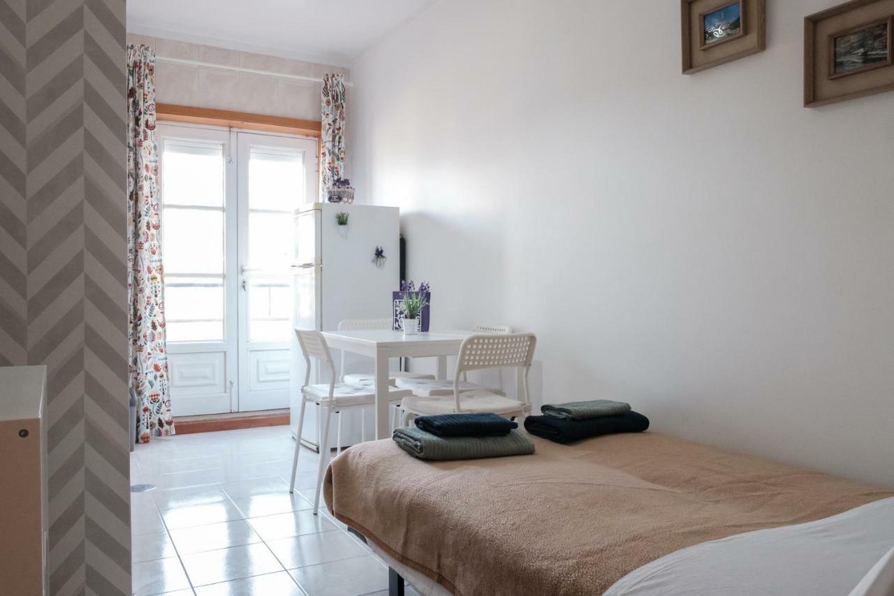 Apartment With Balcony In The Square Porto Kültér fotó